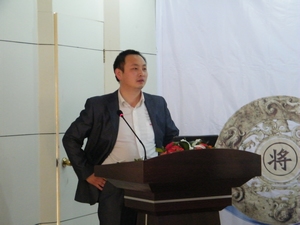 席總激情演繹，鼓舞士氣！